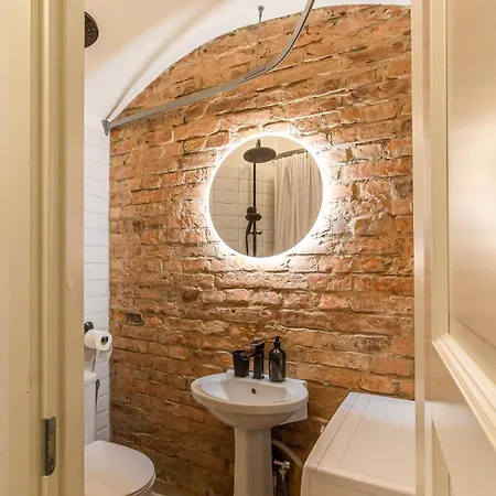 Lejlighed In A Real Medieval Tower, Lower Floors *