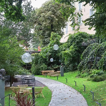 Apartament In A Real Medieval Tower, Lower Floors Tallin