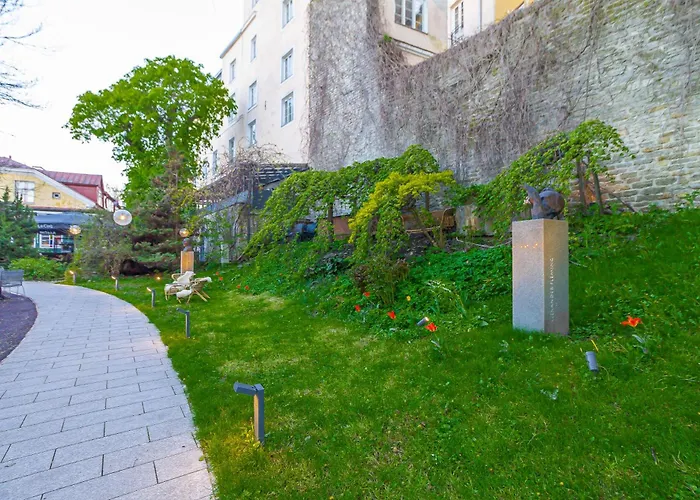 In A Real Medieval Tower, Lower Floors Apartman *